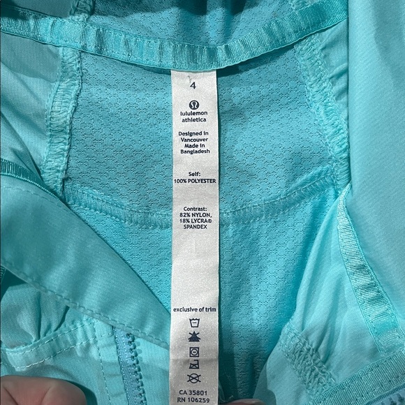 Lululemon | Full Zip Hooded Vest - Picture 8 of 15